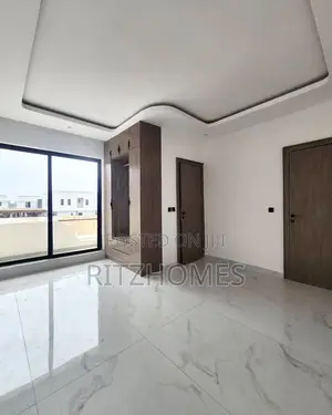 2bdrm Apartment in Lekki Phase 1 for rent
