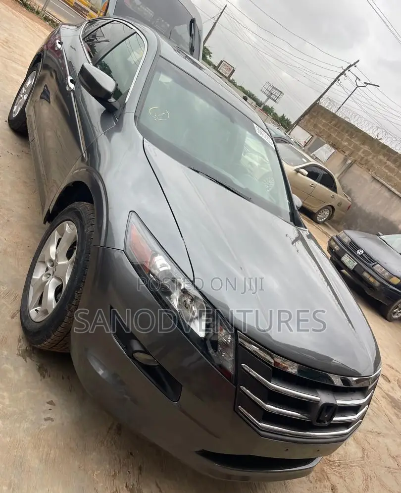 Honda Accord Crosstour 2010 Gray
