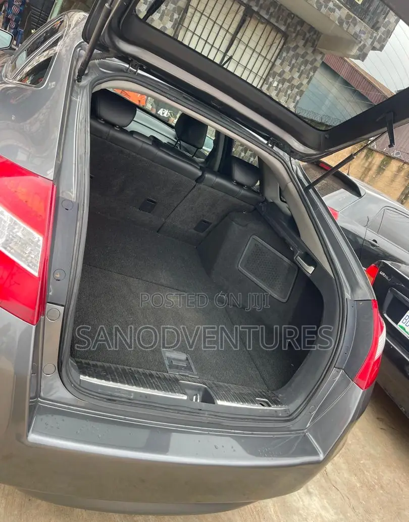 Honda Accord Crosstour 2010 Gray