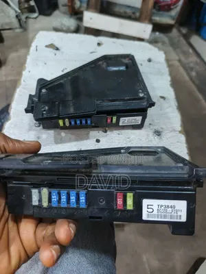 Fuse Panel for Venza