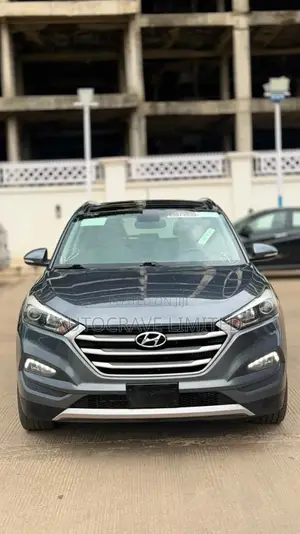 Hyundai Tucson Limited AWD 2018 Silver