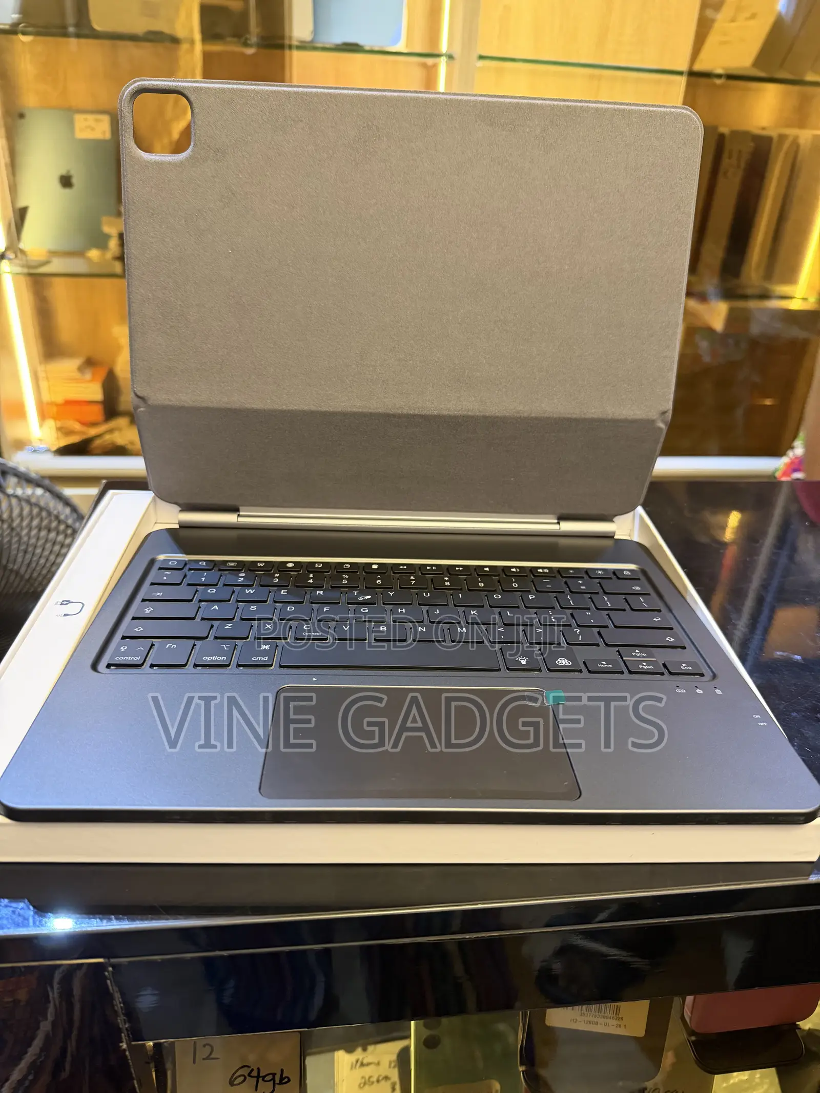 Bluetooth Wireless Magic Keyboard