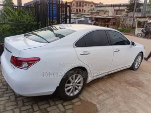 Lexus ES 350 2011 White