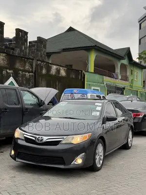 Toyota Camry 2012 Gray