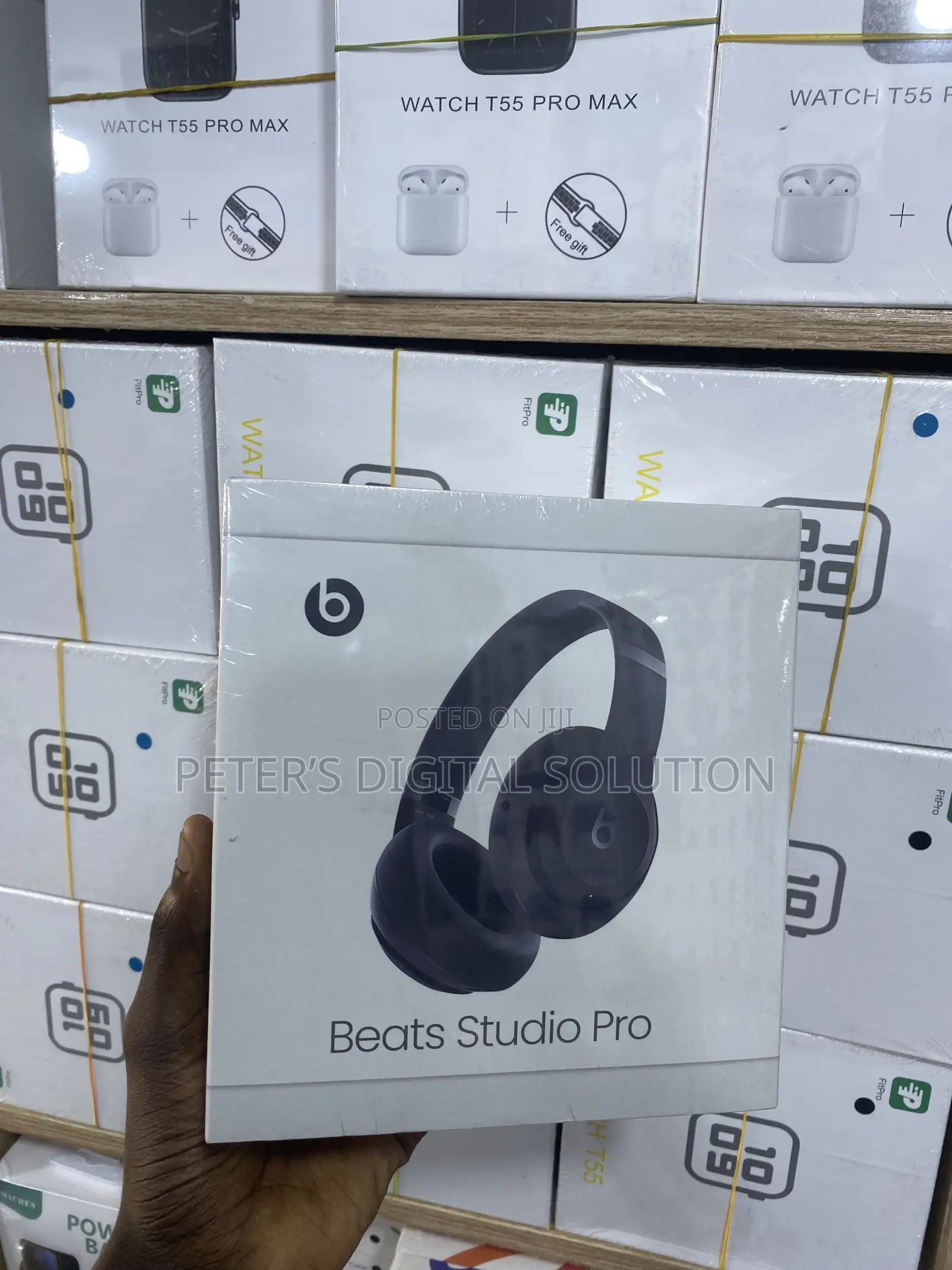 Beats Studio Pro Wireless With Active Noise Cancellation