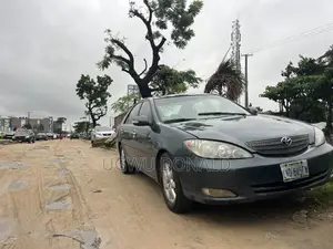Toyota Camry 2004 Green