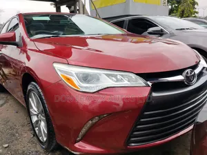 Toyota Camry 2017 Red