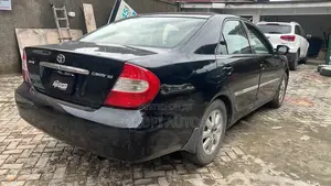 Toyota Camry 2005 Gray