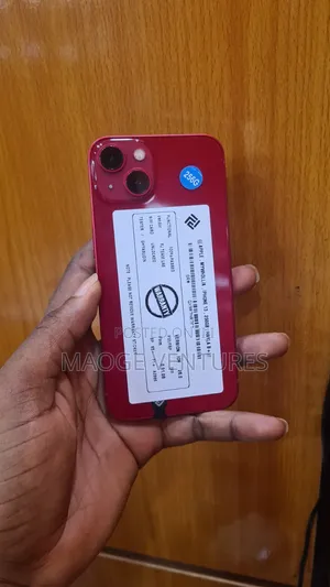 Apple iPhone 13 256 GB Red