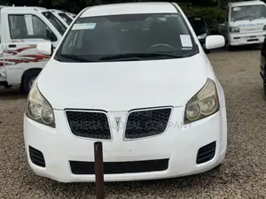 Pontiac Vibe 2008 White