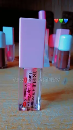 Glowing Lipgloss