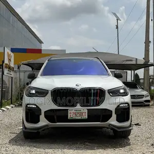 BMW X5 2021 White