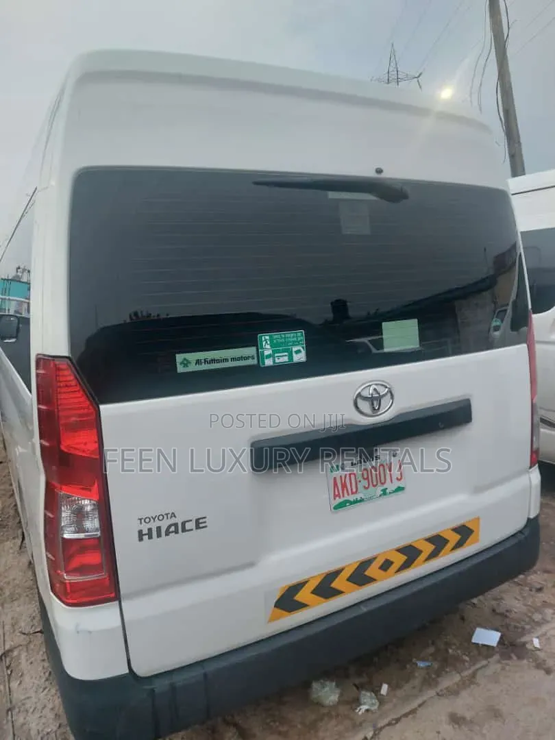 Hiace Bus Available for Rent