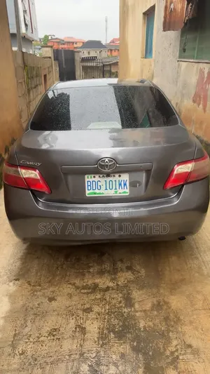 Toyota Camry 2008 Gray
