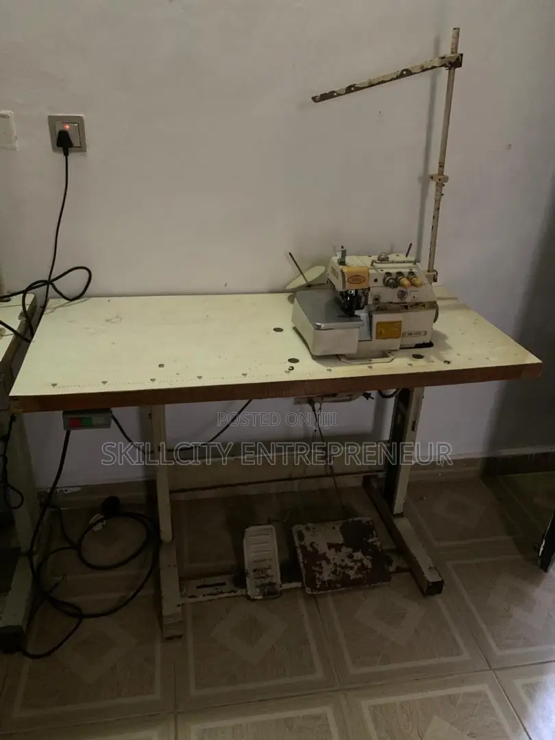 3 Thread Industrial Weaving Machine
