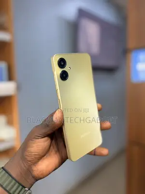 Samsung Galaxy A06 64 GB Gold