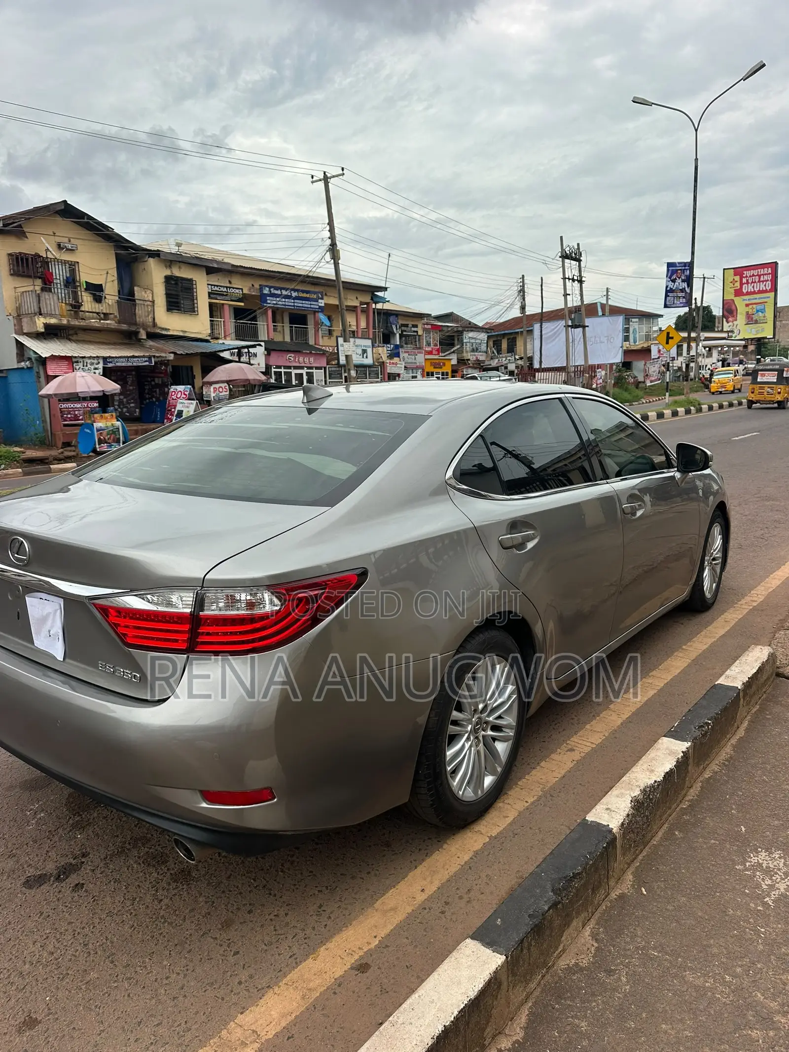 Lexus ES 2016 Silver