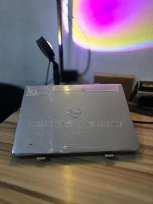 Laptop Dell Latitude 5320 8GB Intel Core i5 SSD 256GB