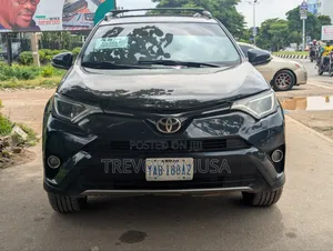 Toyota RAV4 2014 Green