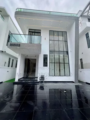 5bdrm Duplex in Chevron for sale