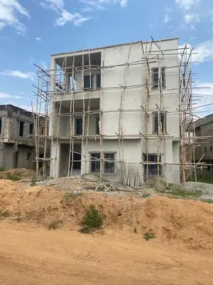 5bdrm Duplex in Dakibiyu for sale