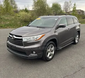 Toyota Highlander Limited Platinum 4dr SUV (3.5L 6cyl 6A) 2015 Gray