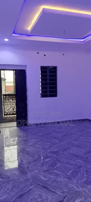 2bdrm Block of Flats in P And T Estate, Boys Town for rent
