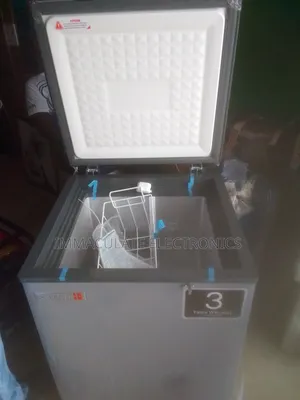 Scanfrost Chest Freezer 93liters