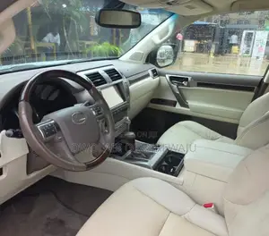 Lexus GX 2015 Silver