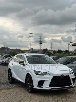 Lexus RX 350 F SPORT Design AWD 2025 White