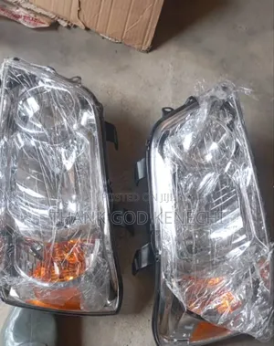 Set of Hend Lamp Highlander 2006 Model