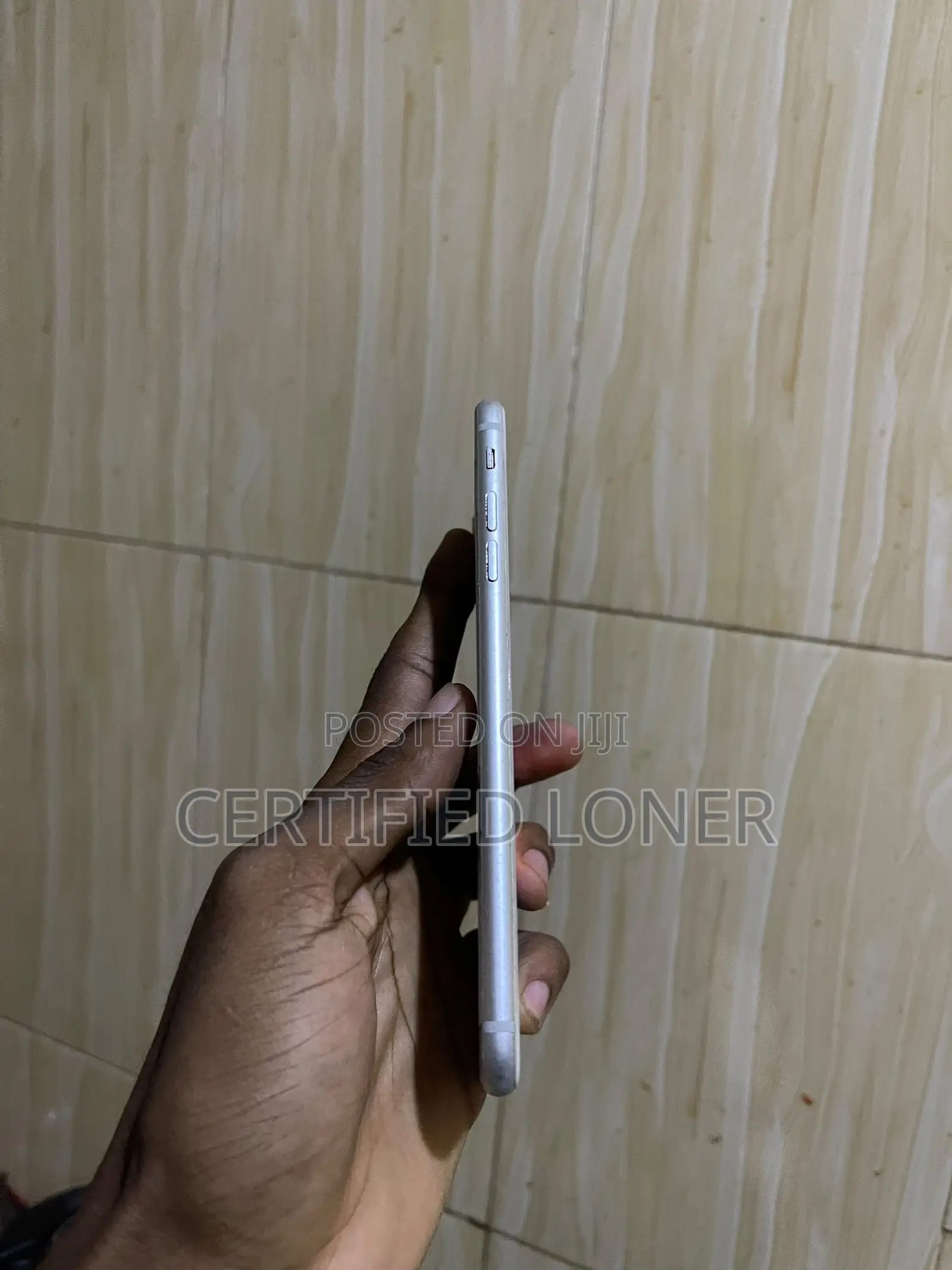 Apple iPhone 8 Plus 64 GB White