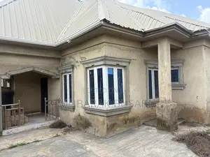 3bdrm Bungalow in Omi Adio for sale