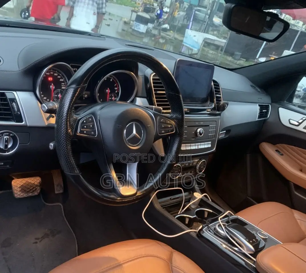 Mercedes-Benz GLE-Class 2016 Black