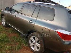 Toyota Highlander 2013 Gray