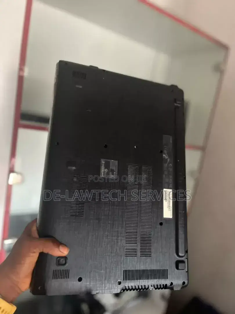 Laptop Acer Aspire E5-574 8GB Intel Core i5 SSHD+SSD 128GB