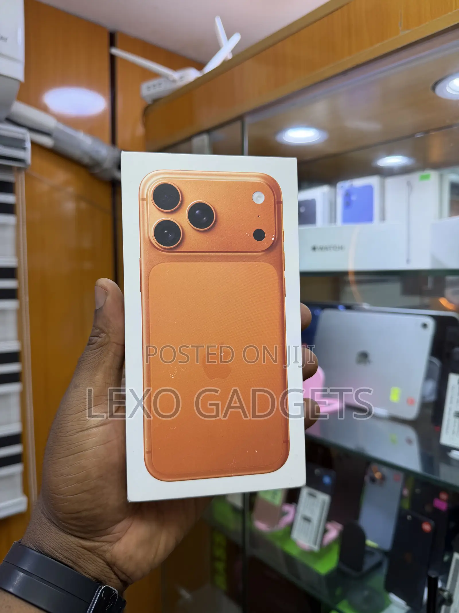 New Apple iPhone 17 Pro Max 2 TB Orange