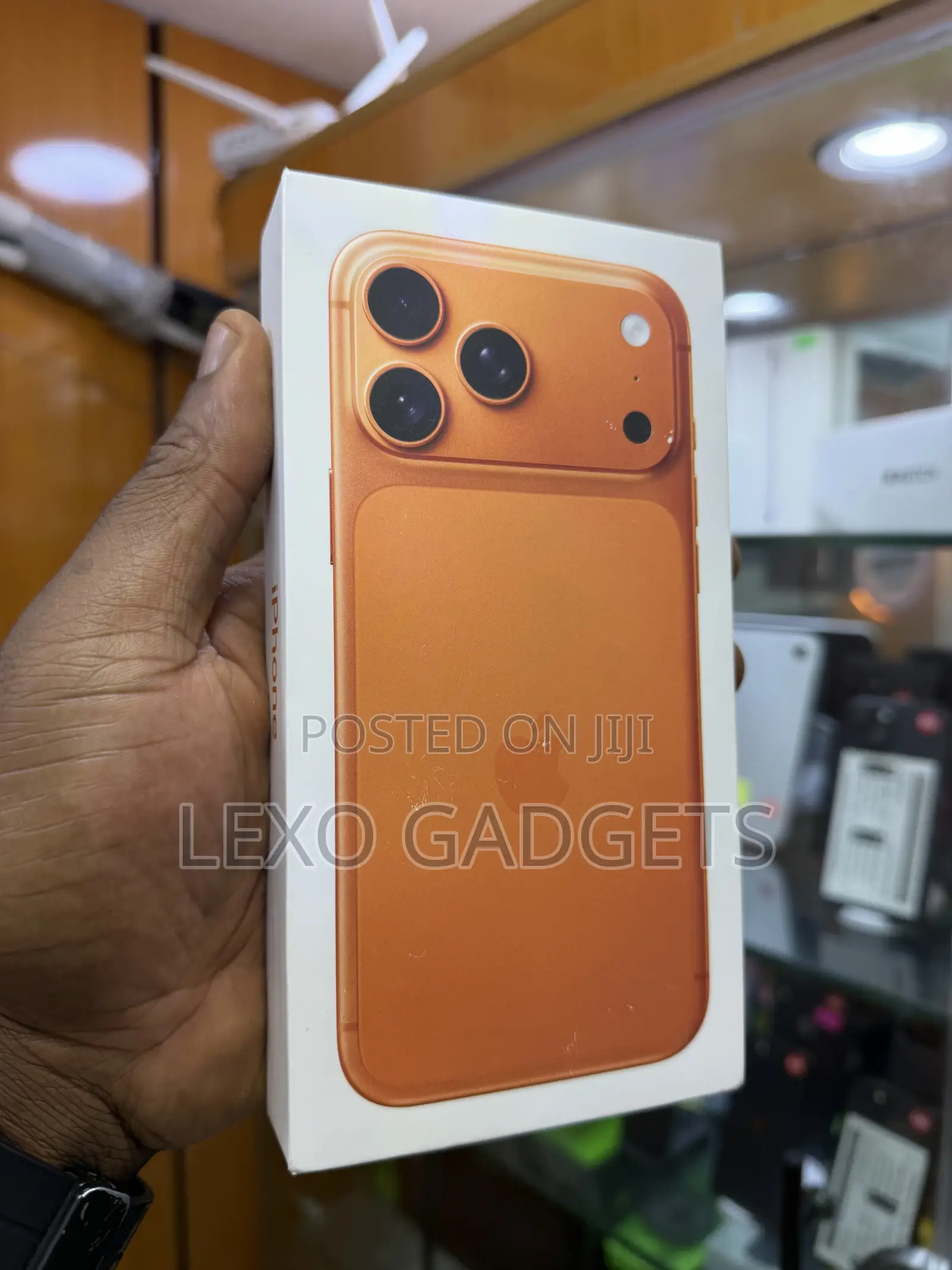 New Apple iPhone 17 Pro Max 2 TB Orange