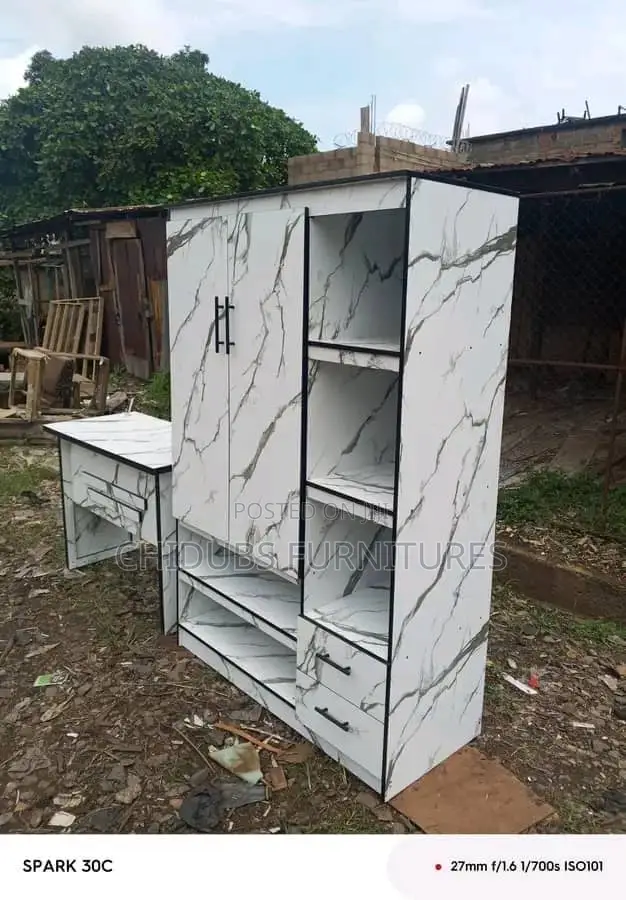 2 Persons Can Use Wardrope