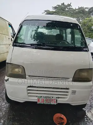 Suzuki Every 2010 White