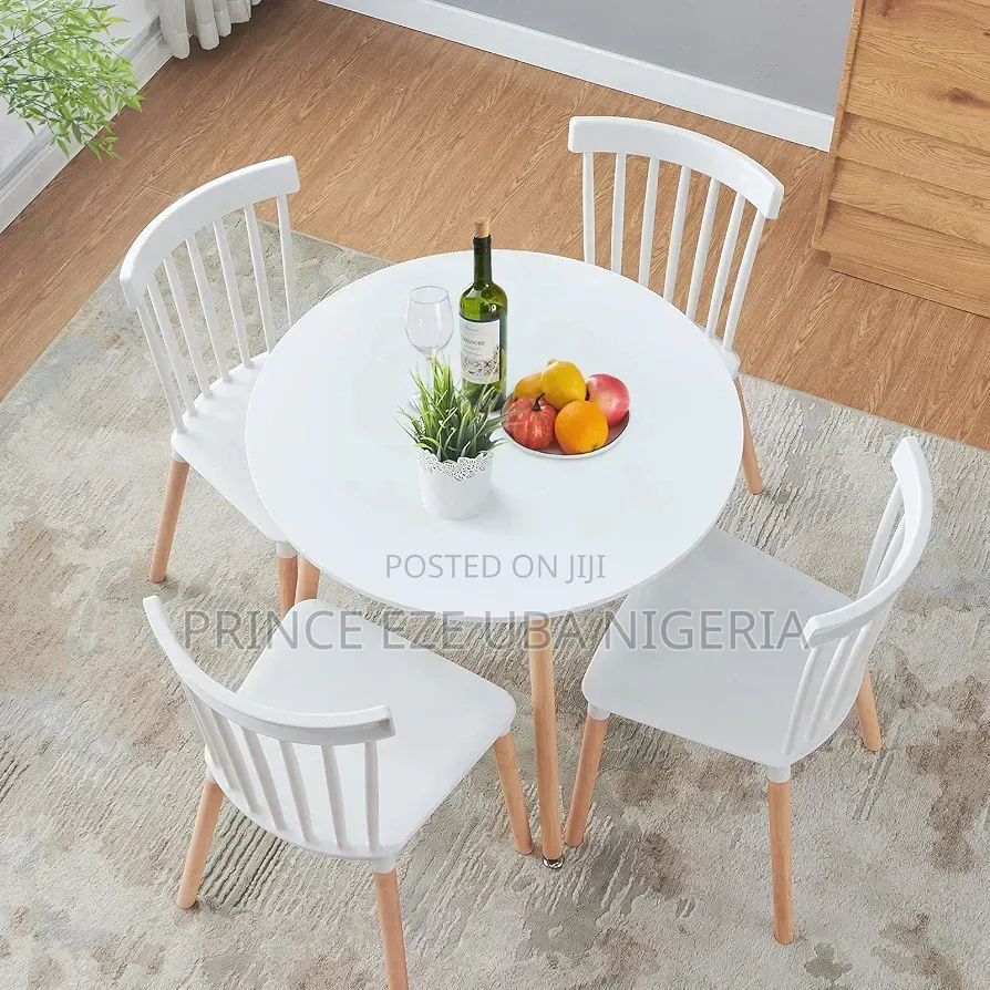 Round Table