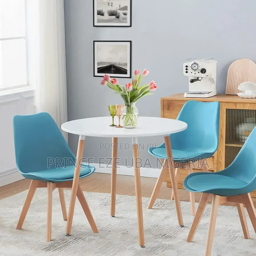 Round Table