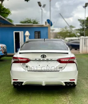 Toyota Camry 2019 White