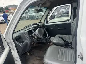 Suzuki Every 2001 White