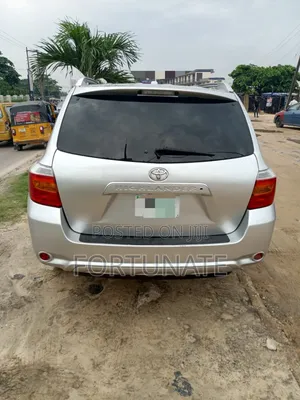 Toyota Highlander 2010 Silver