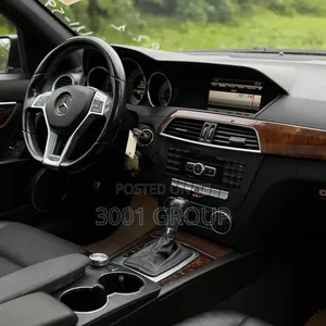 Mercedes-Benz C300 2013 Black
