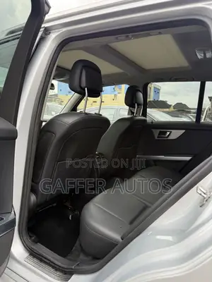 Mercedes-Benz GLK-Class 350 4MATIC 2010 Silver