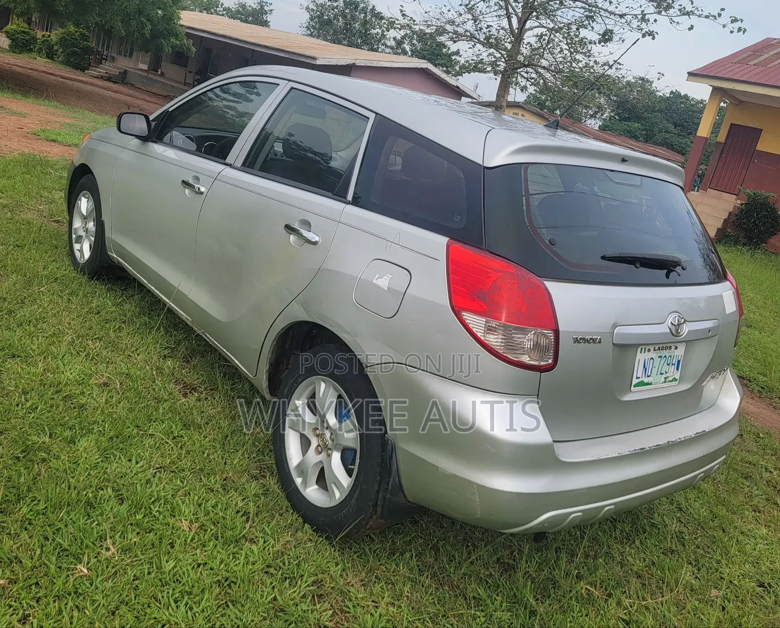 Toyota Matrix 2004 Silver