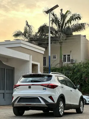 Volkswagen E-Golf 2020 White