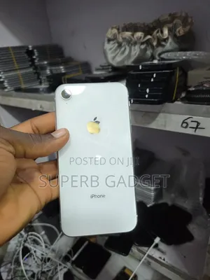 Apple iPhone XR 128 GB White
